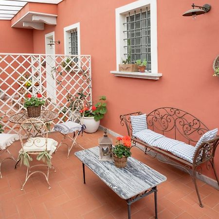 In Versilia Seravezza Luaran gambar