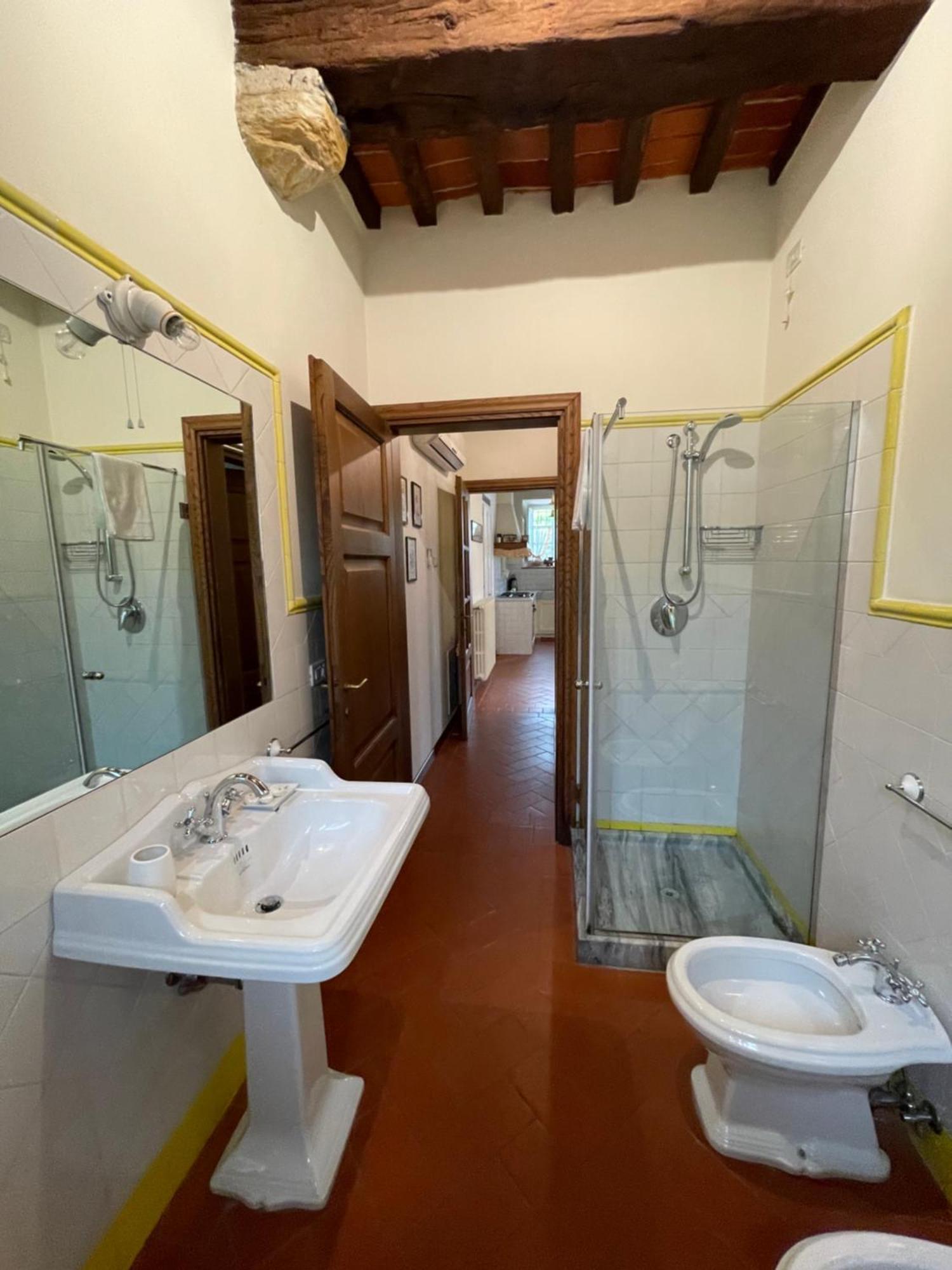In Versilia Seravezza Luaran gambar