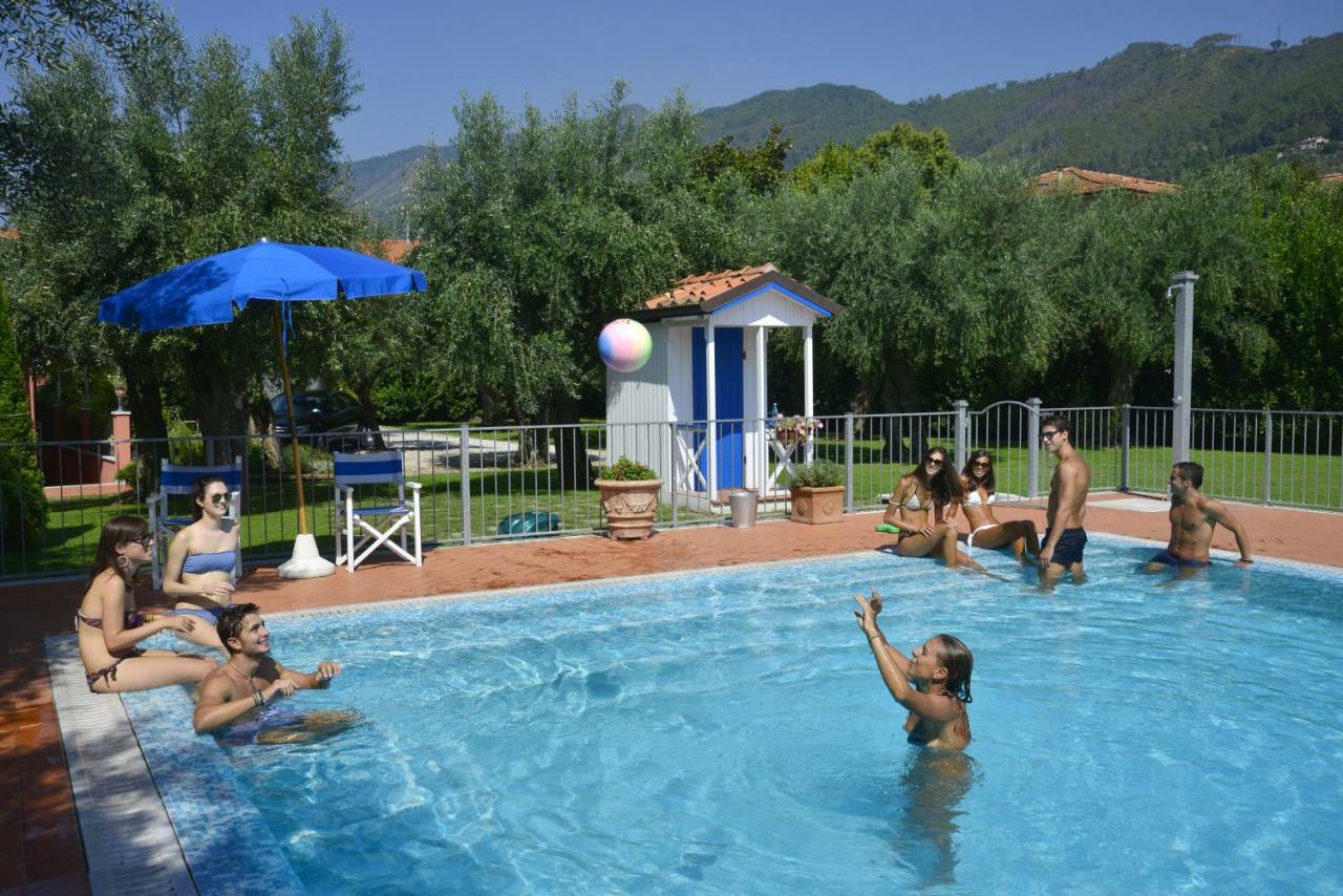 In Versilia Seravezza Luaran gambar